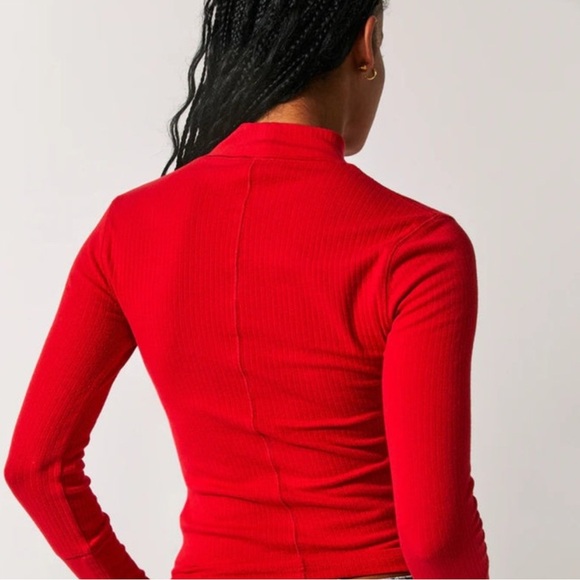 NWT Free People The Rickie Red Ribbed Mock Neck Long Sleeve Top Cherry Red SZ XS - Picture 3 of 8